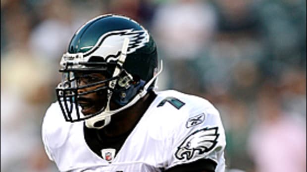 Vick's Debut: Philly Fans Like What They See