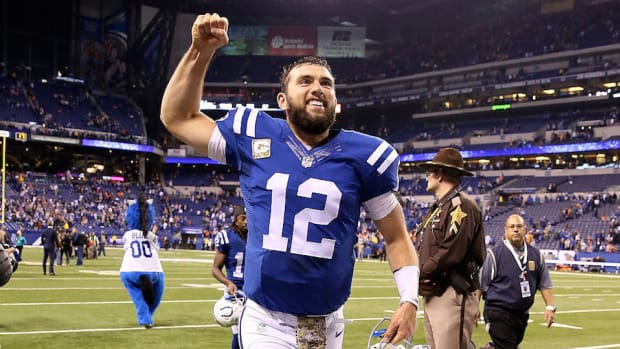 andrew-luck-colts-contract.jpg