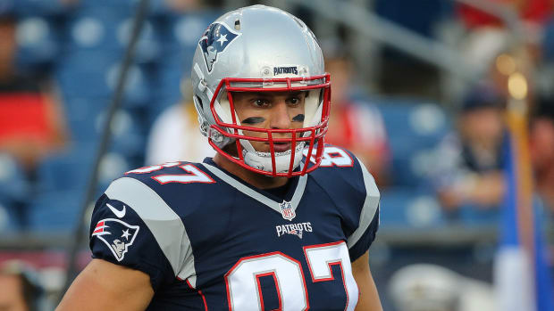 new-england-patriots-rob-gronkowski-injury-not-serious.jpg