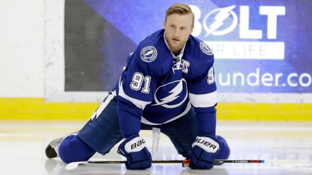 steven-stamkos-nhl-news-rumors.jpg