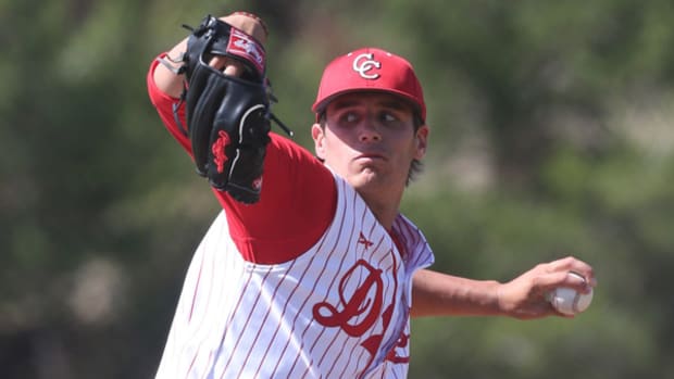 Seventeen-year-old Brady Aiken goes No. 1 in MLB draft