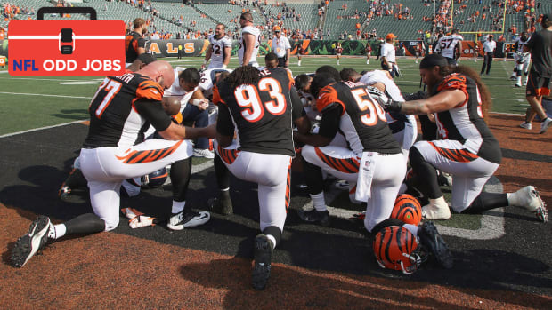 bengals-team-chaplain-lamorris-crawford-odd-jobs.jpg