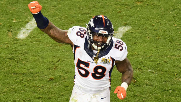 von-miller-broncos-franchise-tag-contract.jpg