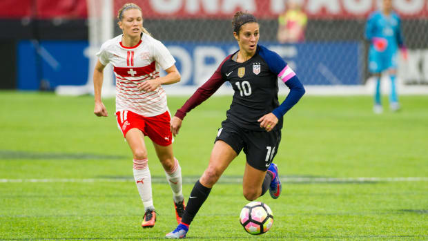 carli-lloyd-switzerland-usa-goal.jpg