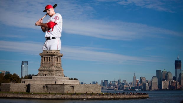 mike-trout-trade-proposal-statue-of-liberty.jpg