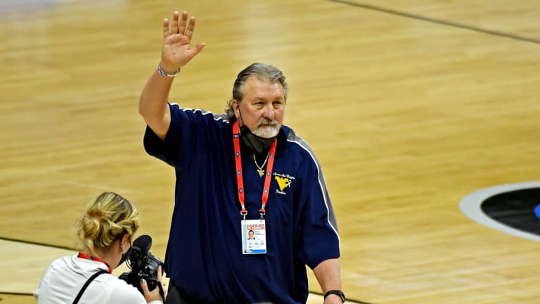 Bob Huggins: The Road to 900 Coaching Wins