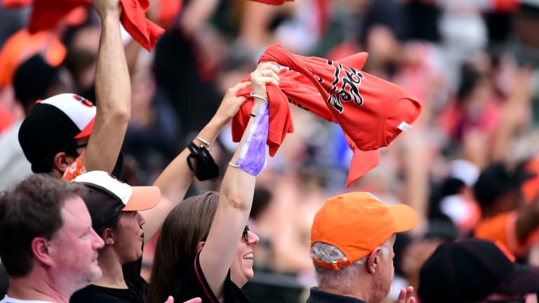 Fans Make a Welcome Return to MLB Stadiums