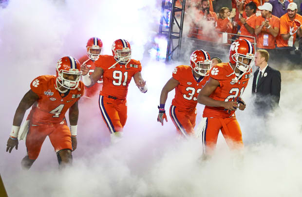 college-football-preview-2016-top20-01-clemson.jpg