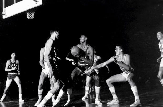 Great NCAA Title Games - 1 - 1957
