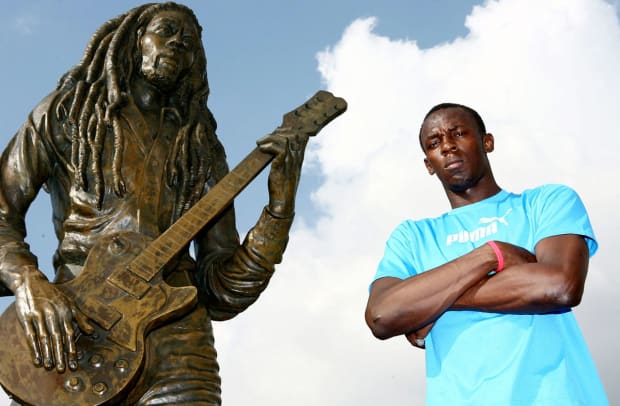 2007-1019-Usain-Bolt-Bob-Marley-statue.jpg