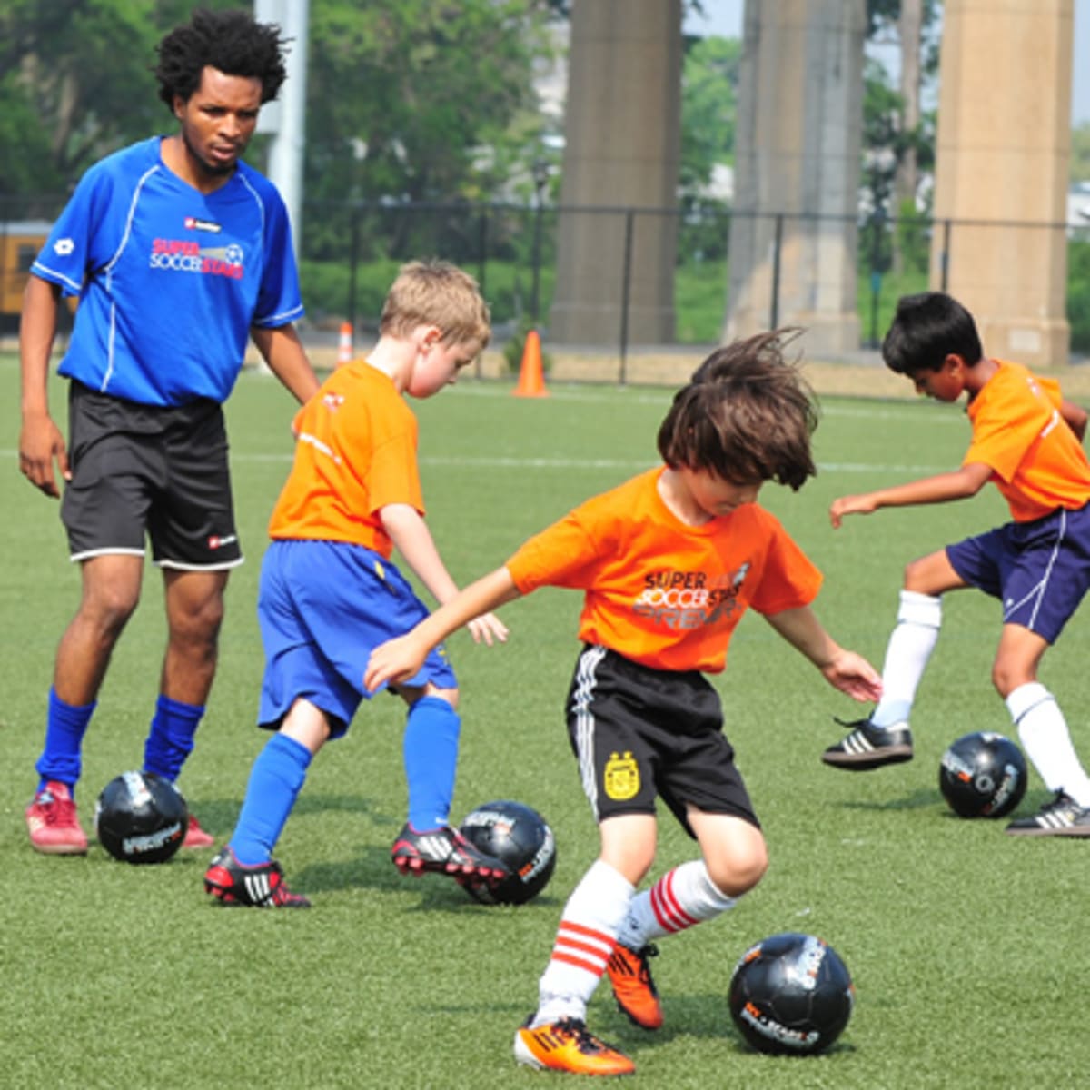 Providing all children with the ultimate football experience - SoccerstarsUK