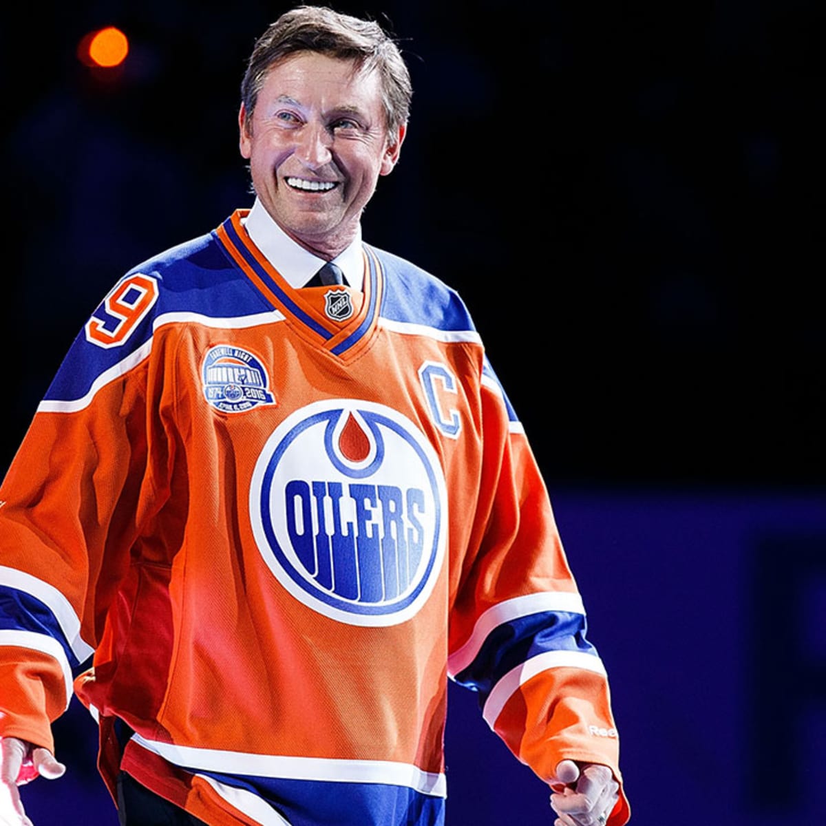 Wayne Gretzky of the Campbell Conference and the Edmonton Oilers