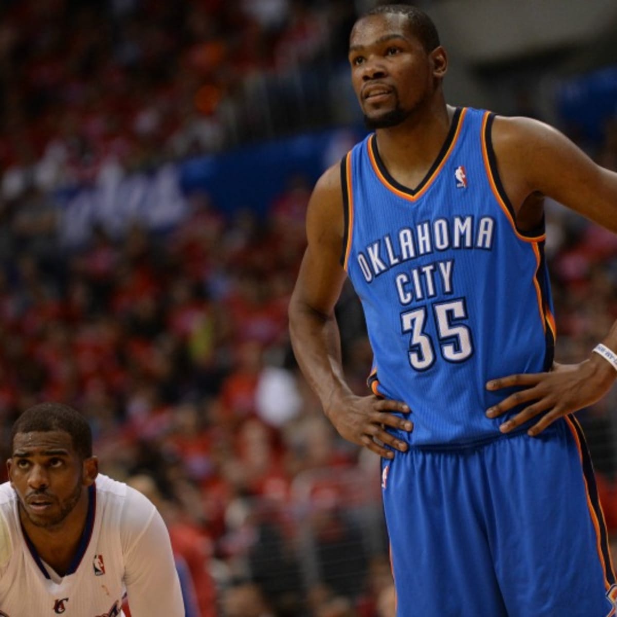 Thunder's Kevin Durant is owning up to his adjustable height - SI Kids:  Sports News for Kids, Kids Games and More