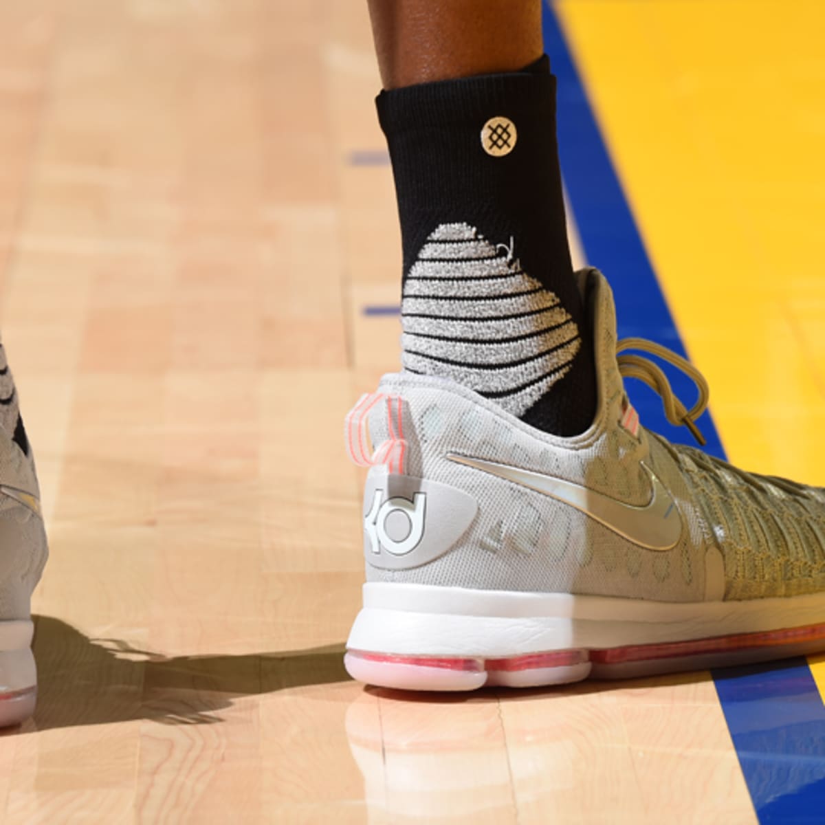 Kevin durant clearance shoes for boys