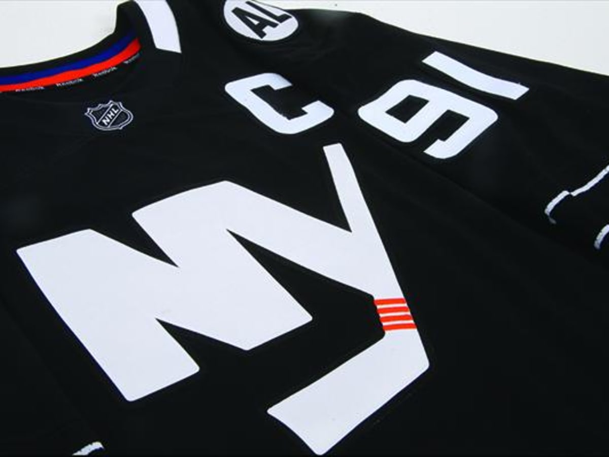 LOOK: Islanders unveil new 'Brooklyn themed' black third jersey