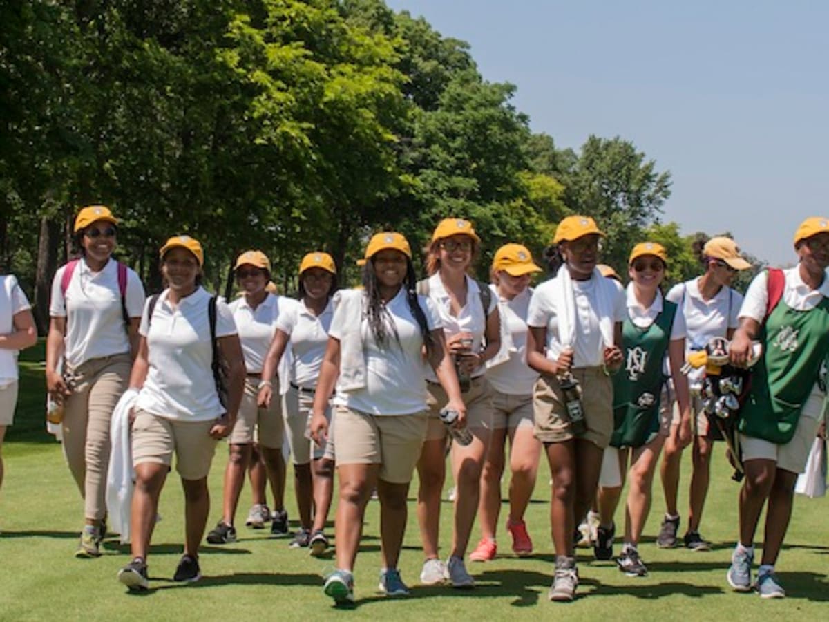 Wga S Caddie Academy Provides Opportunities For Young Women Si Kids Sports News For Kids Kids Games And More