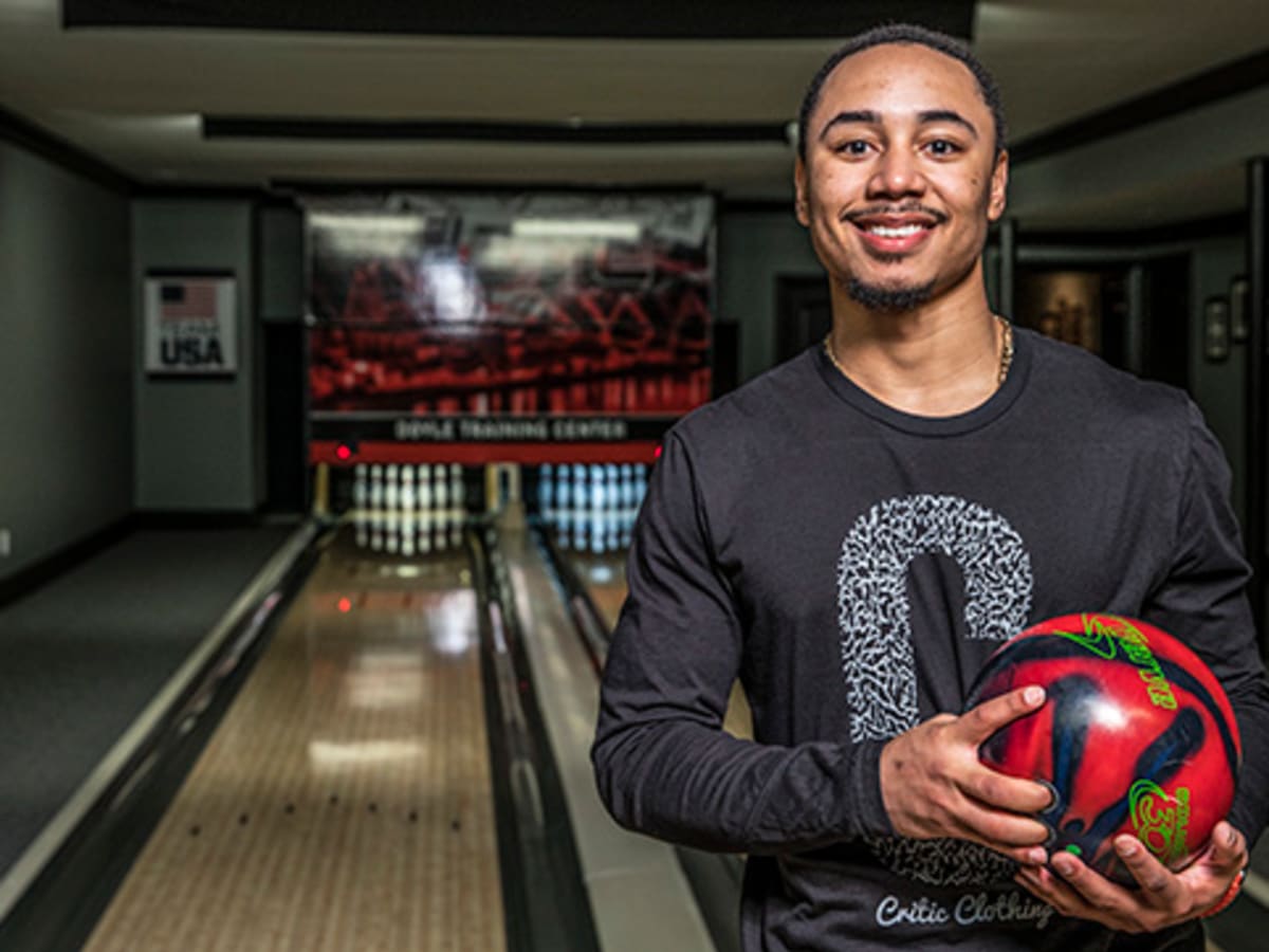 Red Sox's Mookie Betts throws perfect game in PBA World Series of Bowling 