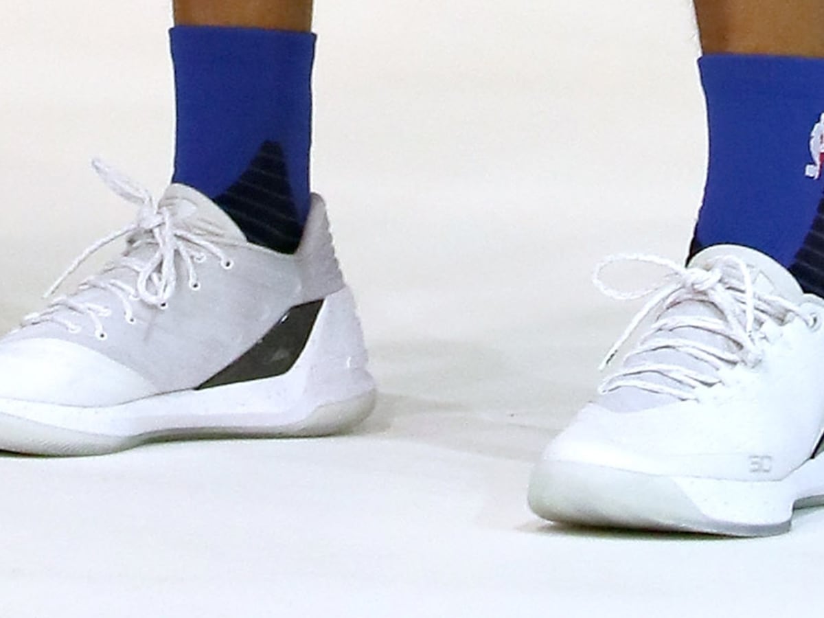Curry 3 kids top white