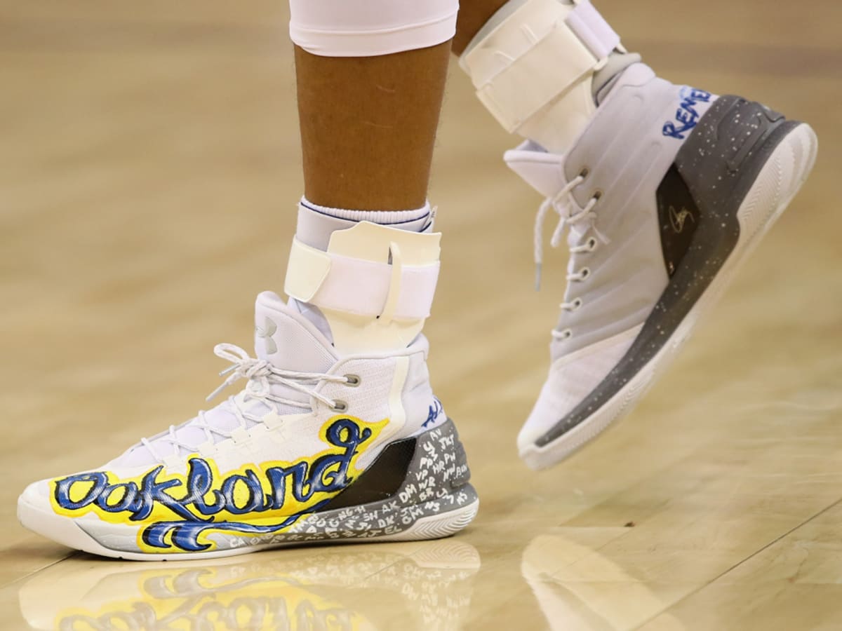 High top stephen outlet curry shoes