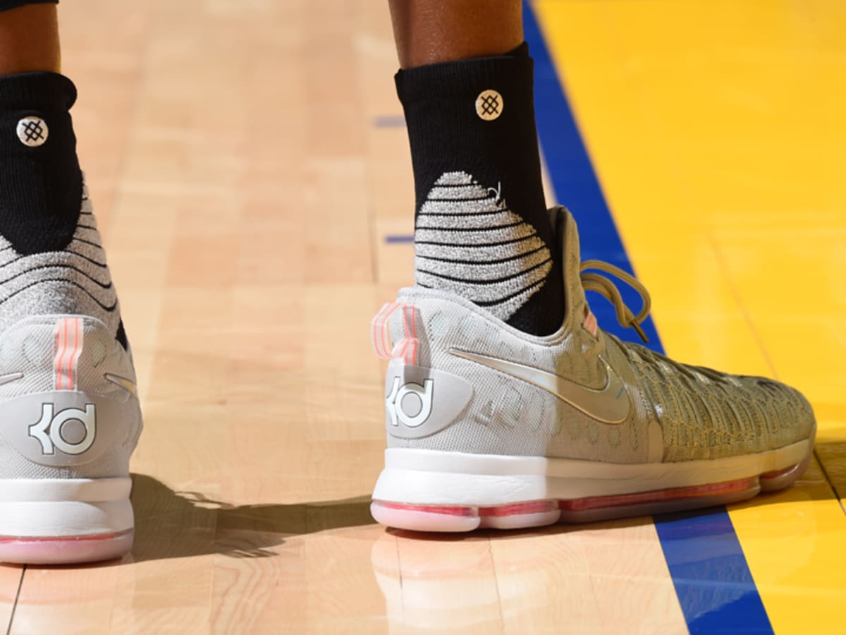 New kevin durant sneakers best sale