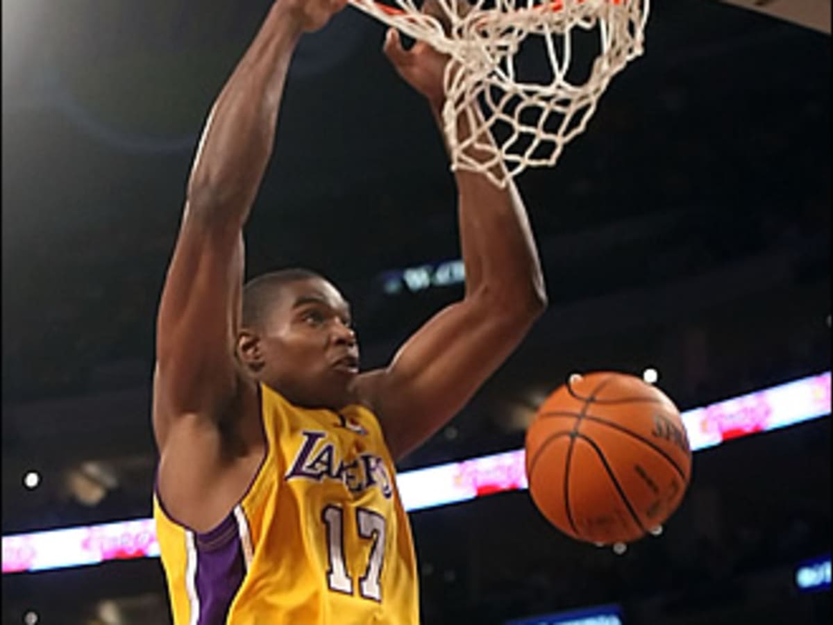 Andrew Bynum Dunk