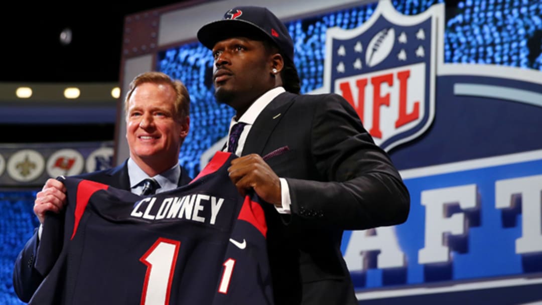 Jadeveon Clowney Selected First Overall in NFL Draft