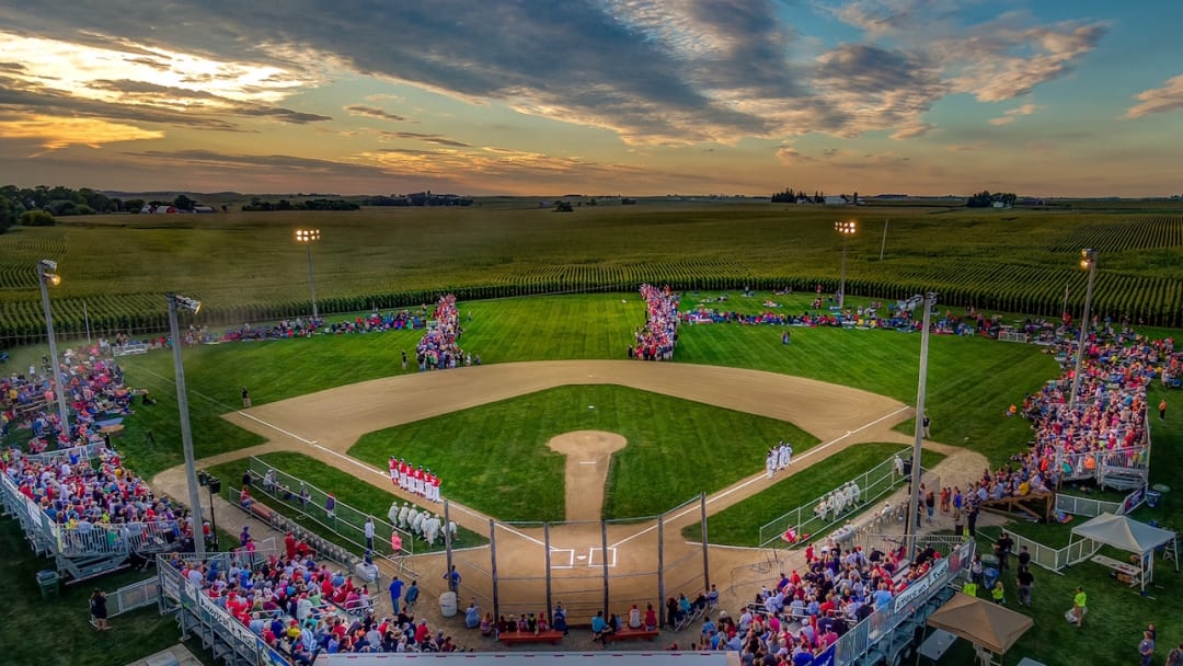 Field of Dreams Movie Site Blends Baseball's Past and Future