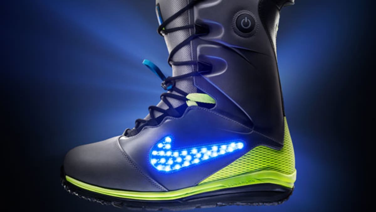【返品不可】 nikes-new-snowboard-boots- スノーボード