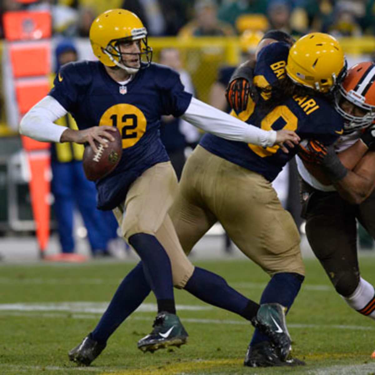 Packers Throwback Jerseys Wind the Clock Wayyy Back on Sunday SI Kids Sports News for Kids Kids Games and More