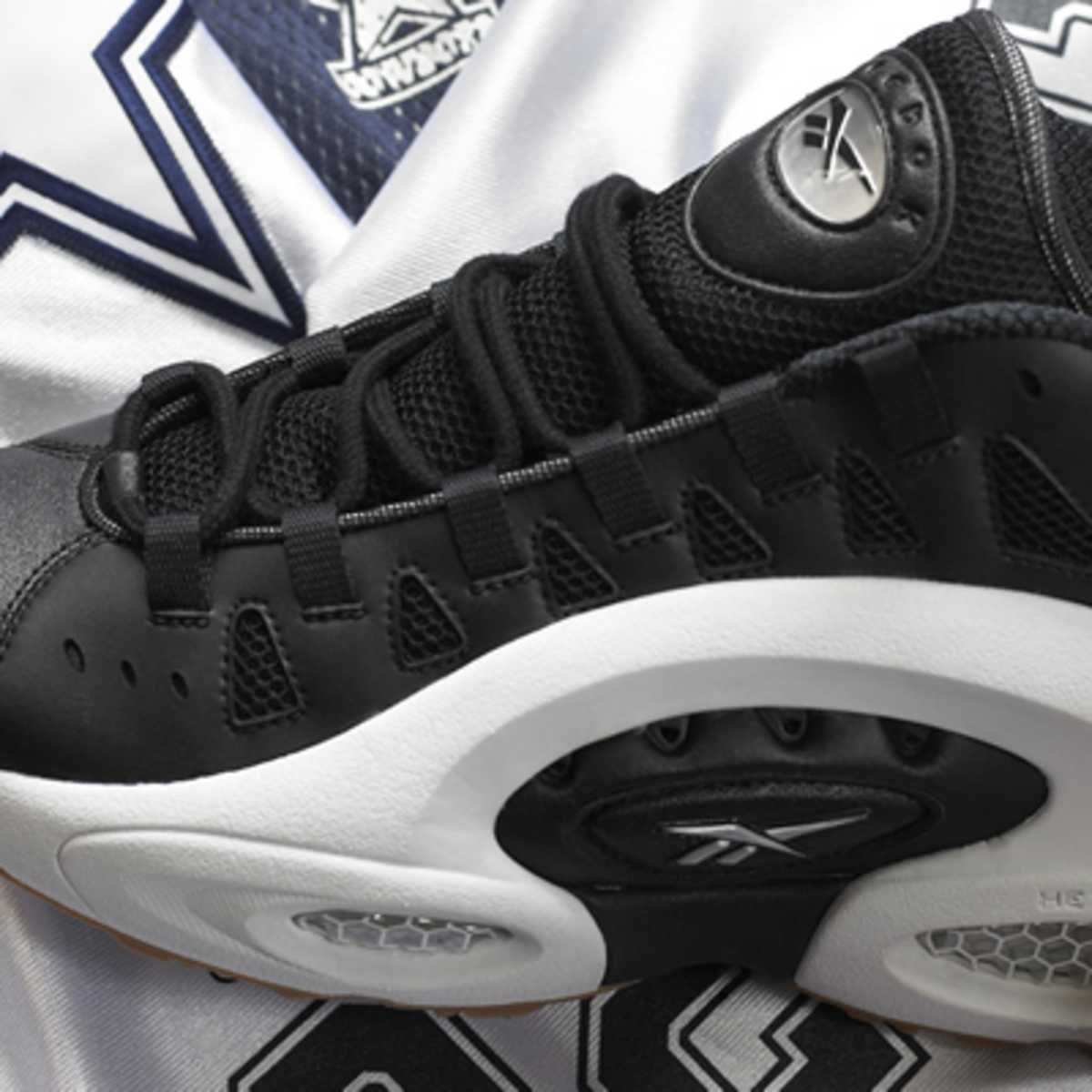 Emmitt smith reebok pumps clearance