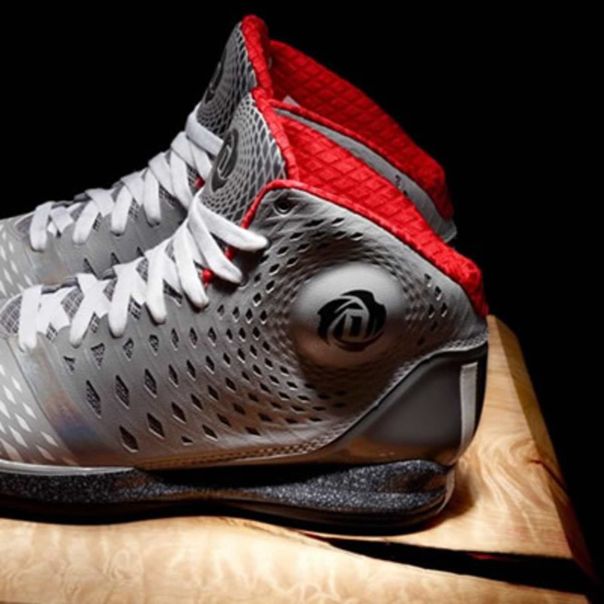 Derrick rose new adidas outlet