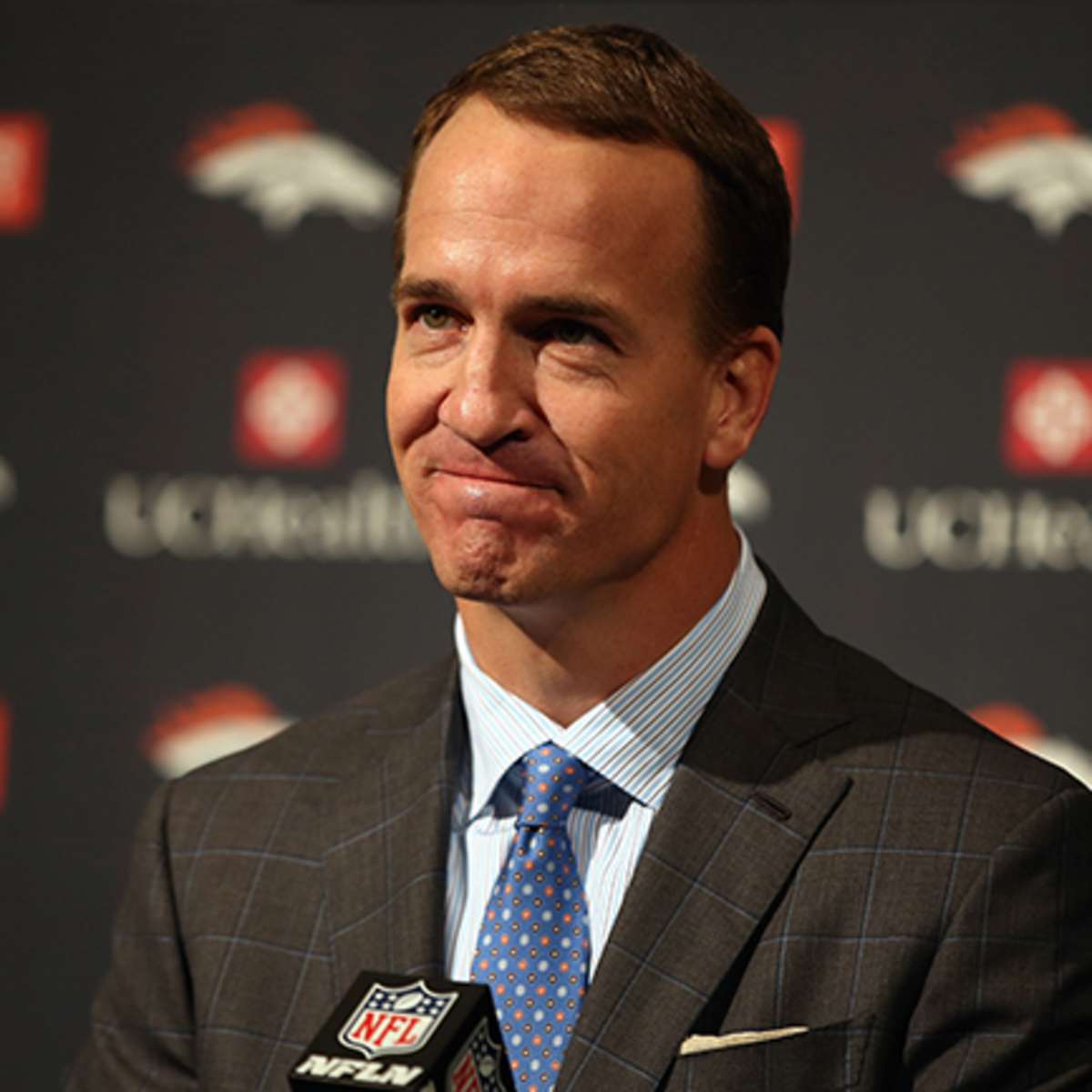 After 18 Years, Peyton Manning Calls It a Career - SI Kids: Sports News for  Kids, Kids Games and More