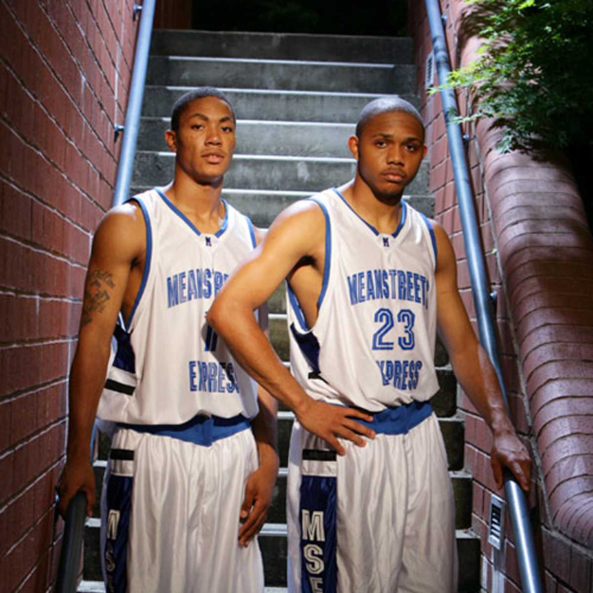 Where did derrick rose go to high school top