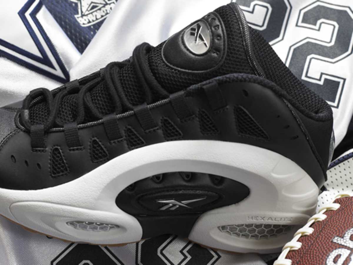 Reebok releases Emmitt Smith s sneakers SI Kids Sports News for Kids Kids Games and More