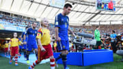 8-Year-Old American Walks Messi Into World Cup Final