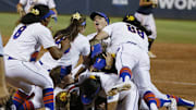 Florida Gators Win Back-to-Back Women’s College World Series!