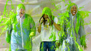 Kid Reporter Tests Slime Ahead of Nickelodeon Awards Show