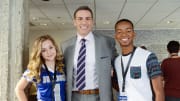 Exclusive Images of Super Bowl MVP Kurt Warner on "Bella & the Bulldogs"
