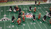 Watch Super Bowl XLVII's best play with Lego-like OYO minifigures