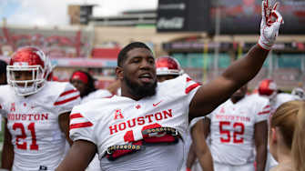 Houston Defensive Tackle Ed Oliver is Living Up to the Hype