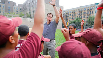 Bronx Bomber Mark Teixeira Helps Kids in Harlem