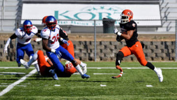 Football Player Perseveres After Leg Amputation