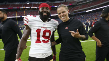 These Trailblazers Prove Football's a Women's Game Too