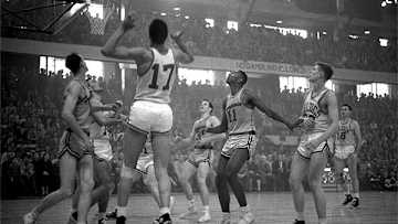 Basketball Legend Earl Lloyd and Other Sports Pioneers Left a Lasting Legacy
