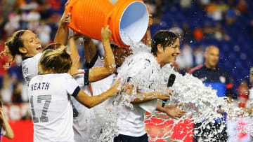 Abby Wambach Breaks Mia Hamm’s Scoring Record