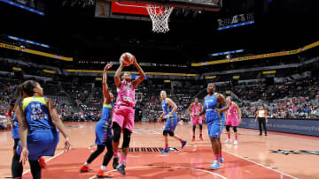 San Antonio Stars Host "Pink Out"