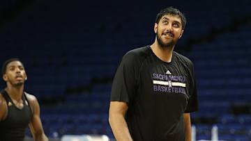 Sim Bhullar Becomes First NBA Player of Indian Descent
