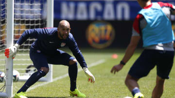 2014 World Cup: USMNT Goalkeeper Tim Howard is a Gamer, On and Off the Field