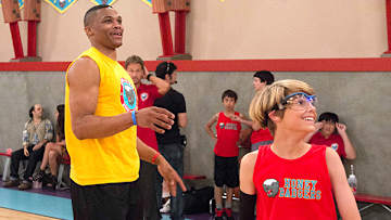 Russell Westbrook Schools Nickelodeon’s Henry Danger