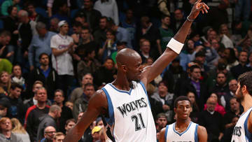 Kevin Garnett Re-energizes Timberwolves Fans With His Return